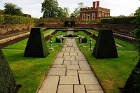 Hampton Court Palace 1097315 Image 2